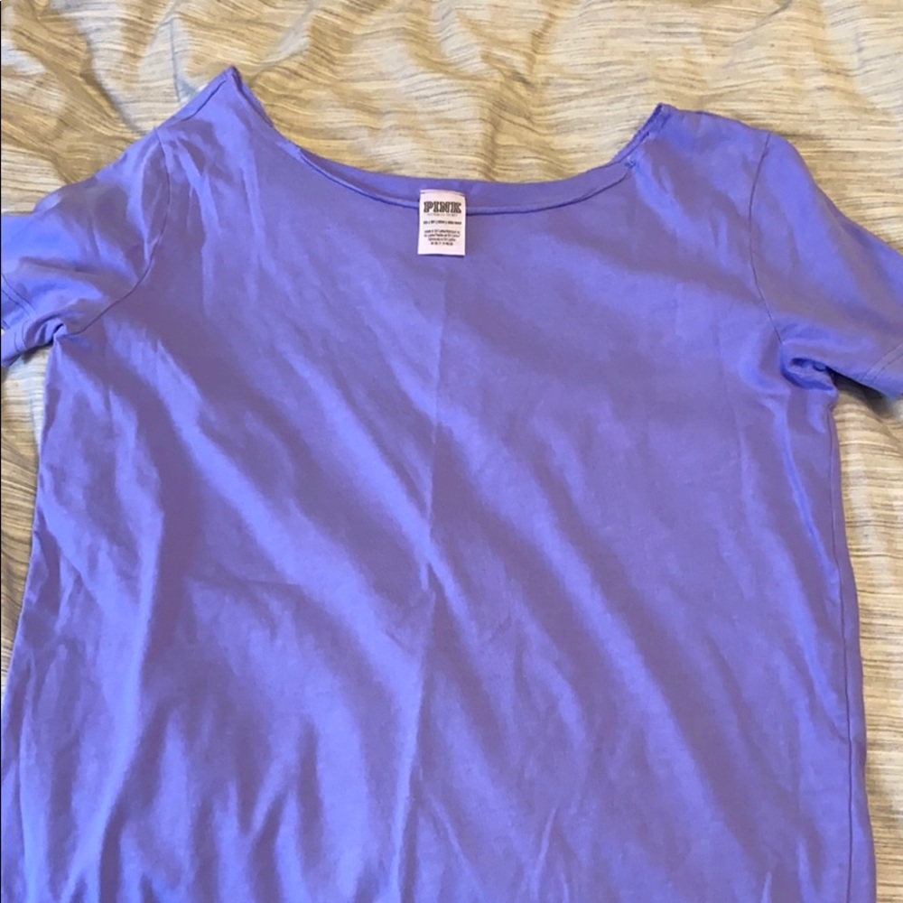 Scoop cut neck t-shirt